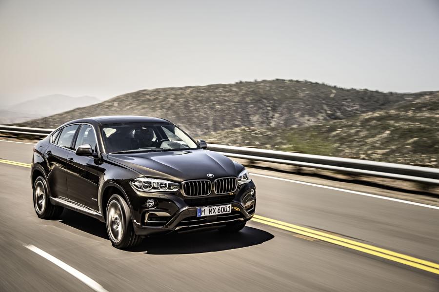  BMW X6 xDrive 5.0i 2015 года  (фото 7 из 113)